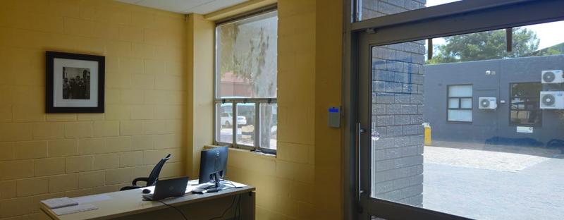 To Let commercial Property for Rent in Maitland Western Cape